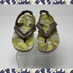 TOYS ‘R’ US Boy’s Sandals - Size 5/6